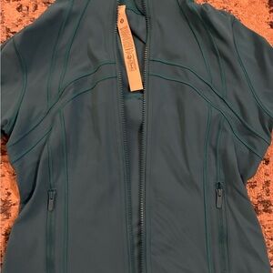 Lululemon Cropped Define Jacket Size 8